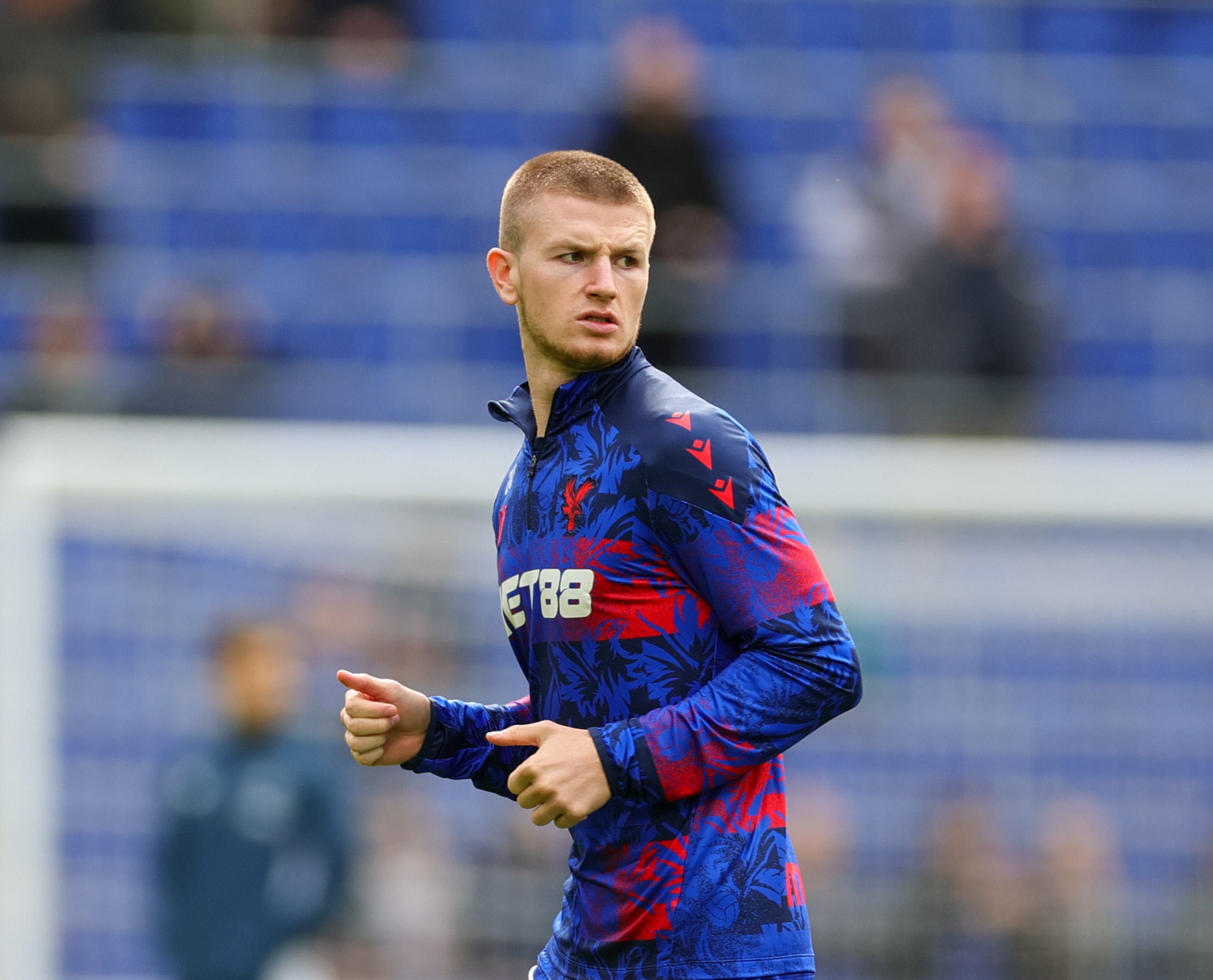 开云体育网页版登录入口-邮报：皇马与曼联争夺沃顿 泰勒·亚当斯也是曼联关注的目标